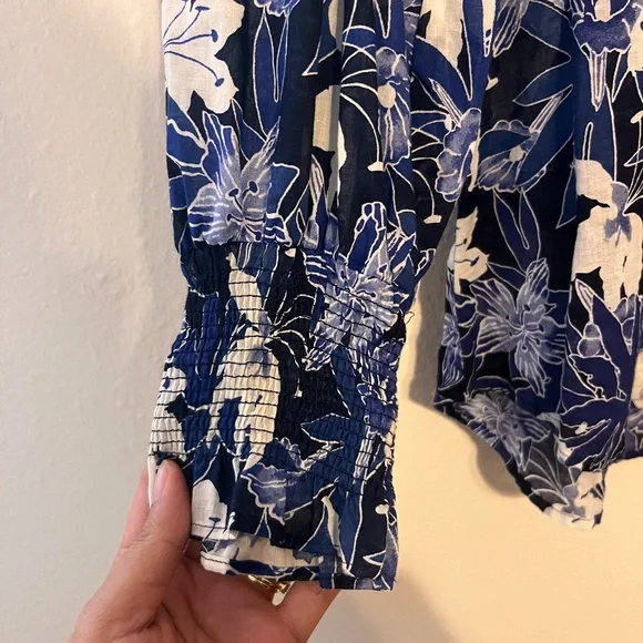 Ralph Lauren Blue Floral Top, Women’s size small - Picture 2 of 9